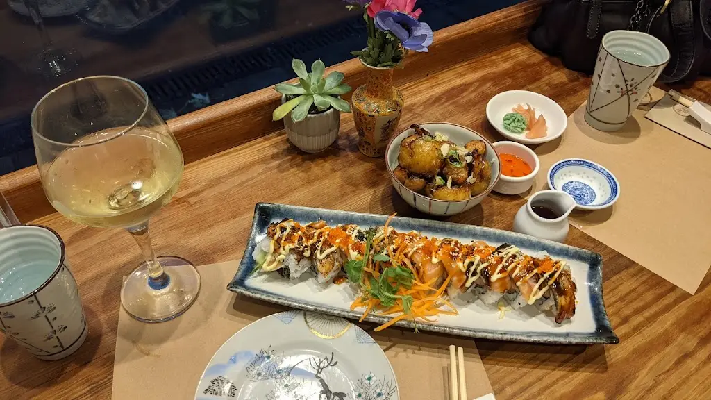 Menu_Sushi And Salad Ely_Ely_image_6