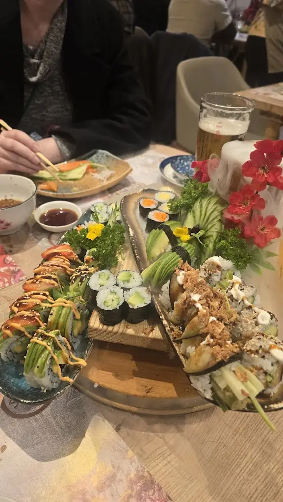 Menu_Sushi And Salad Ely_Ely_image_7