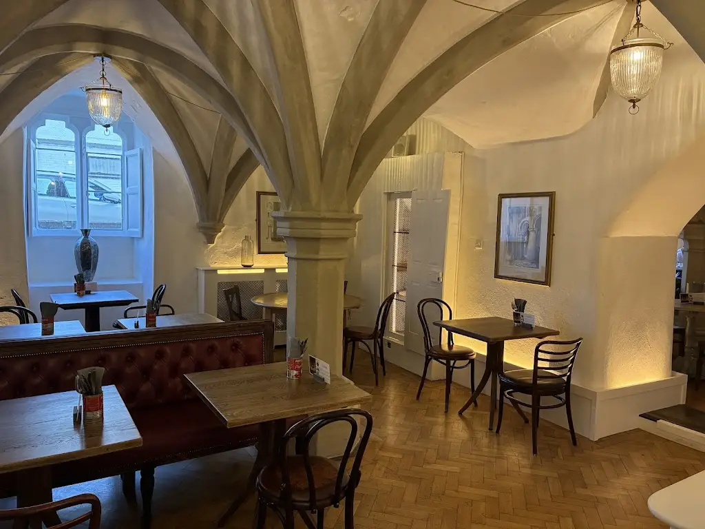 The Almonry Kitchen_Ely_slider_image_3