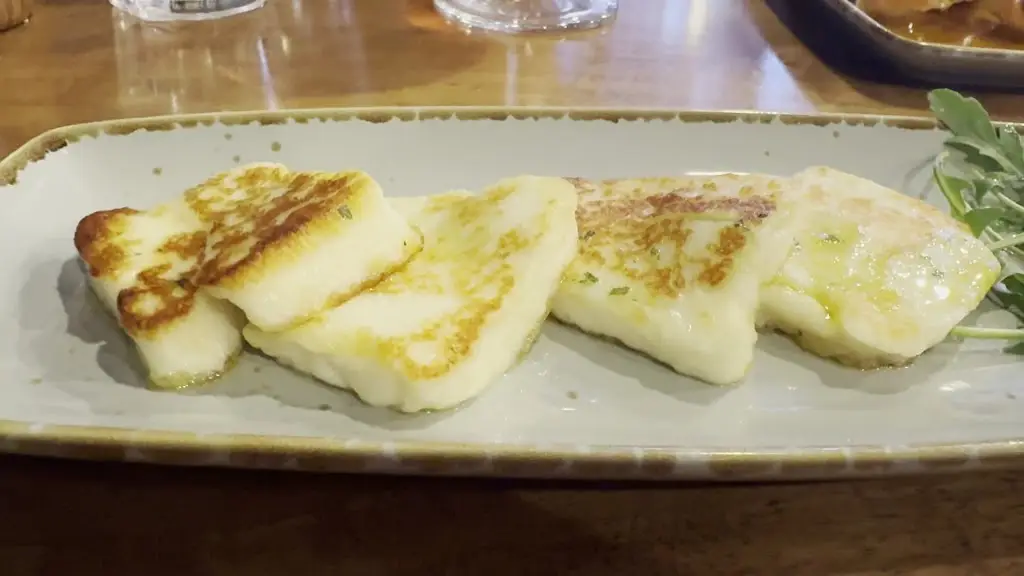 Koza Bar Kitchen_Epsom_slider_image_2