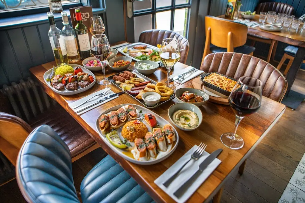 Koza Bar Kitchen_Epsom_slider_image_3