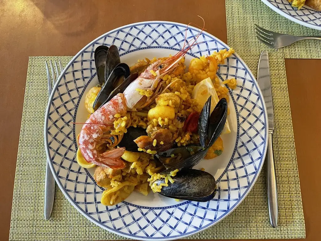 Menu_El Rincon Spanish Restaurant & Tapas_Epsom_image_5