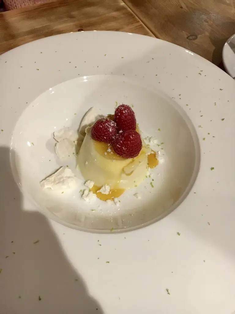 Menu_Pizzerium Epsom_Epsom_image_5