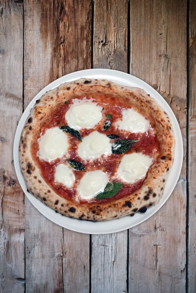 Menu_Pizzerium Epsom_Epsom_image_6