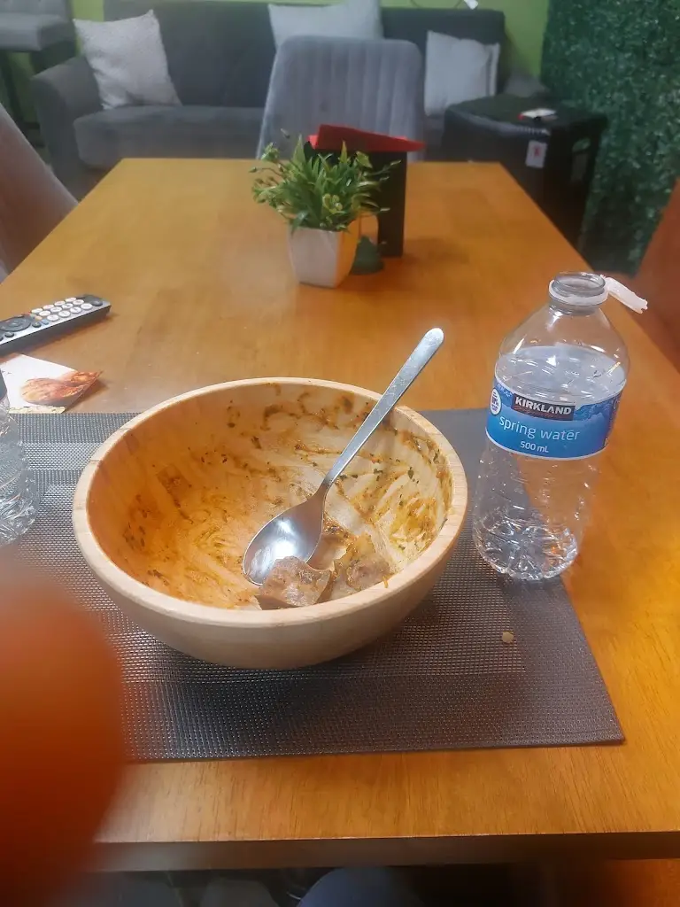 Funmilayo farinre_Mytees African Restaurant_Erith_Bewertung