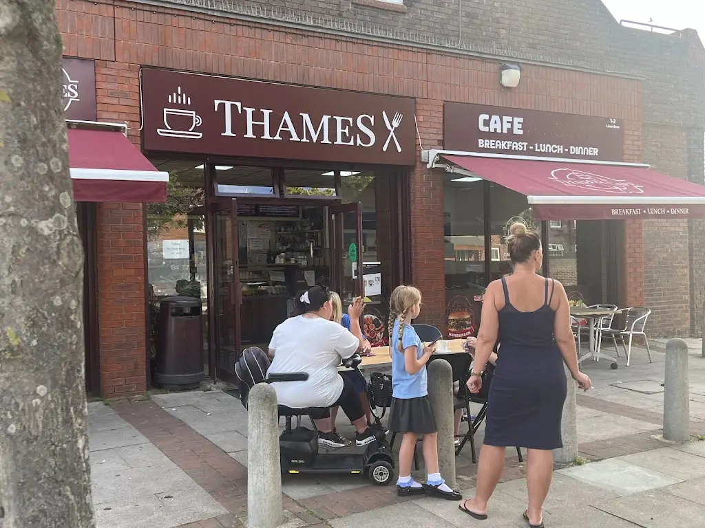 Thames Cafe ERITH_Erith_slider_image_3