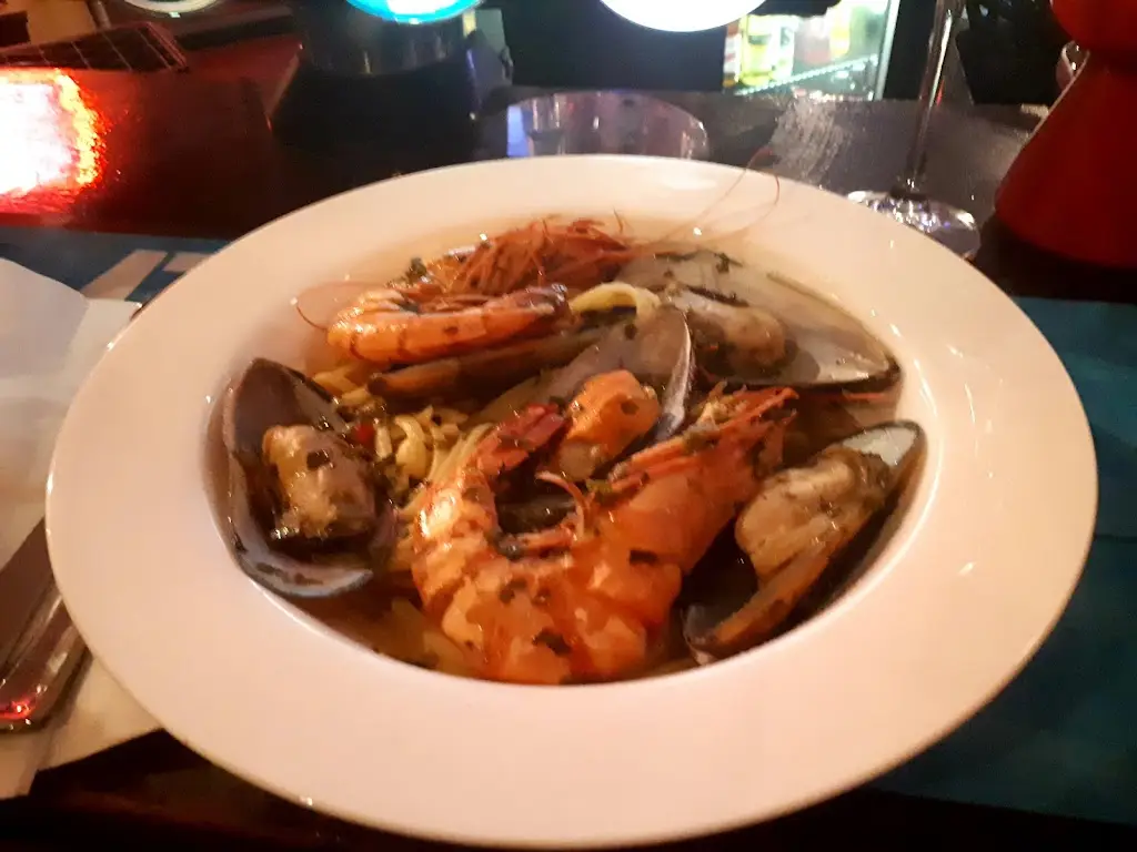 Tracy Mascarenhas_The Ship_Erith_review