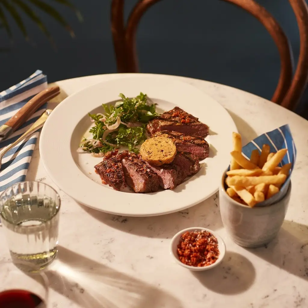 Côte Windsor_Eton_slider_image_3