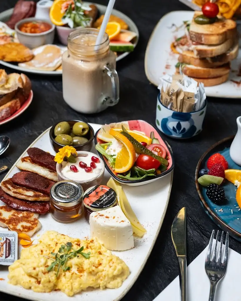 Harley’s Bistro & Lounge_Epping_slider_image_3