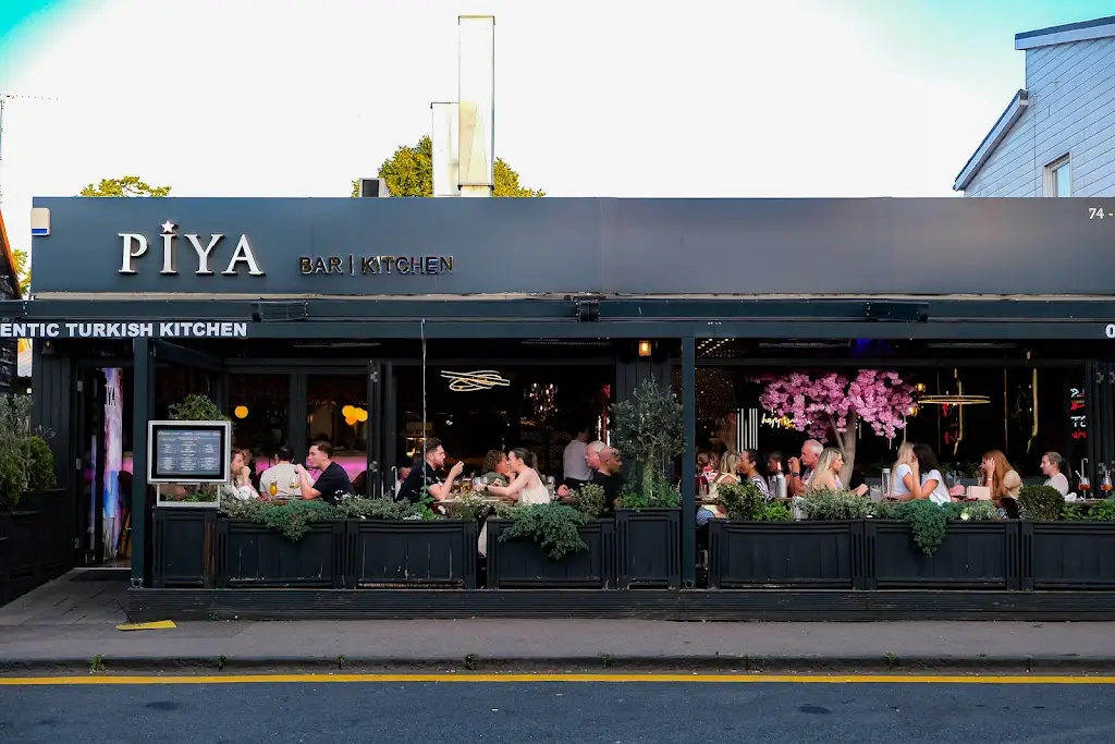Piya Bar & Kitchen restaurant in Epping