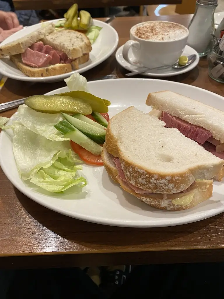 Stuart crook_Cafe Mio_Epping_review