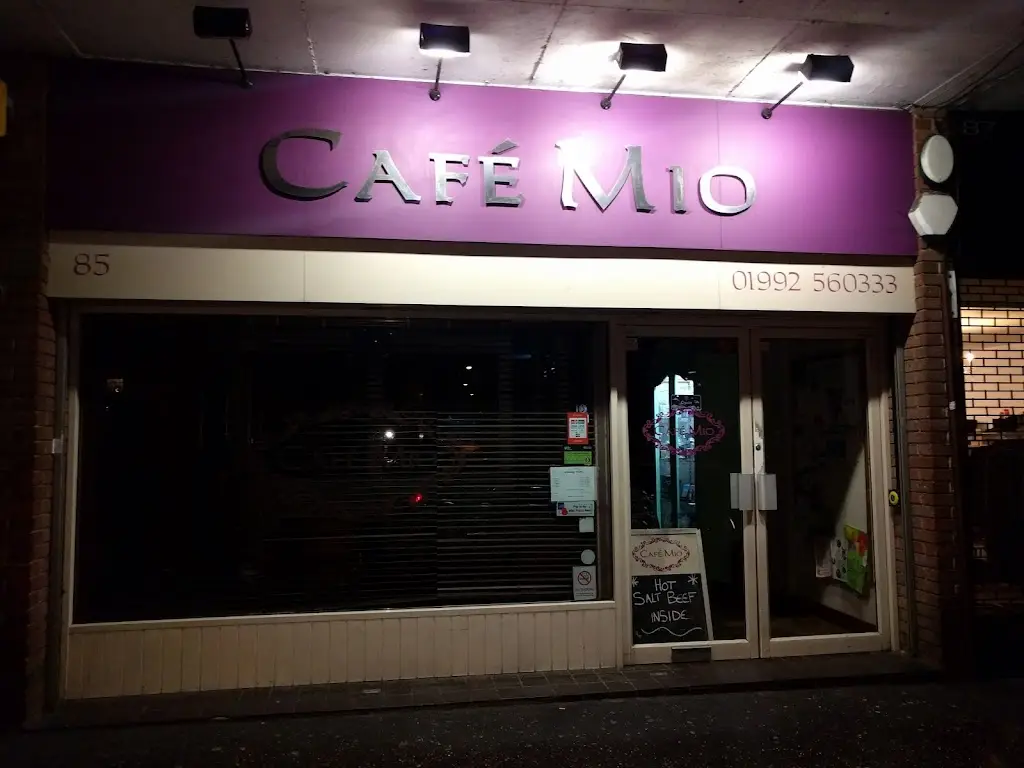 Cafe Mio_Epping_slider_image_1