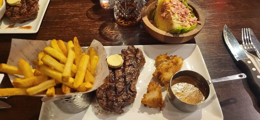 Jeffrey_Miller & Carter Epping Forest_Epping_review