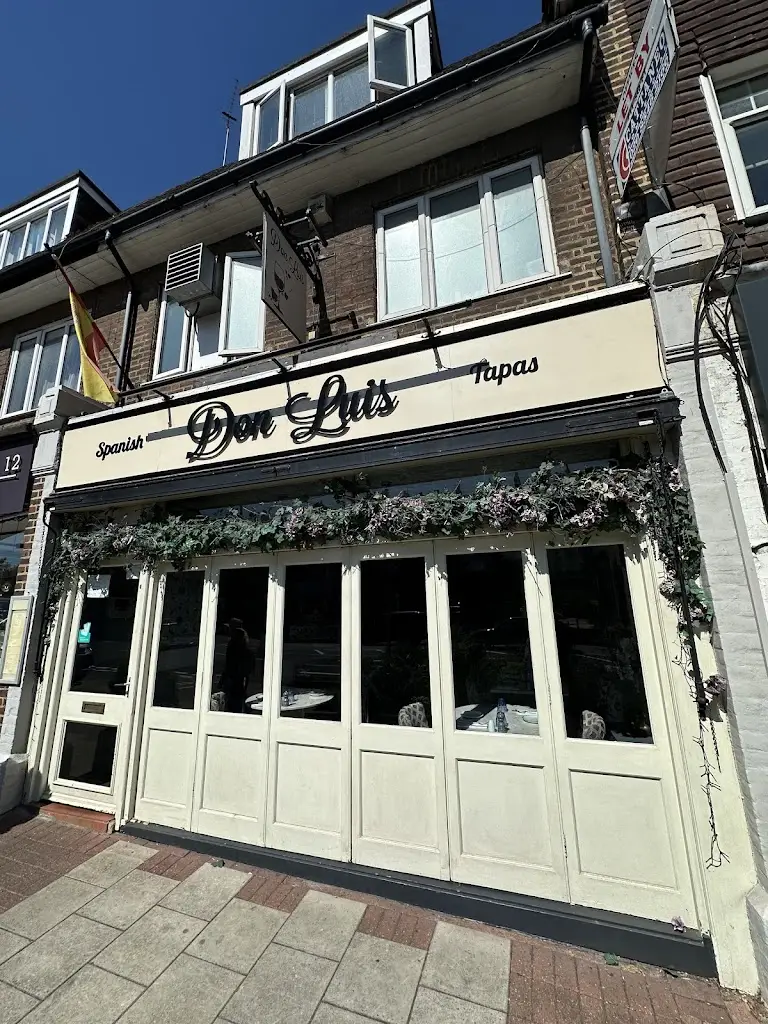 Don Luis restaurant in Esher