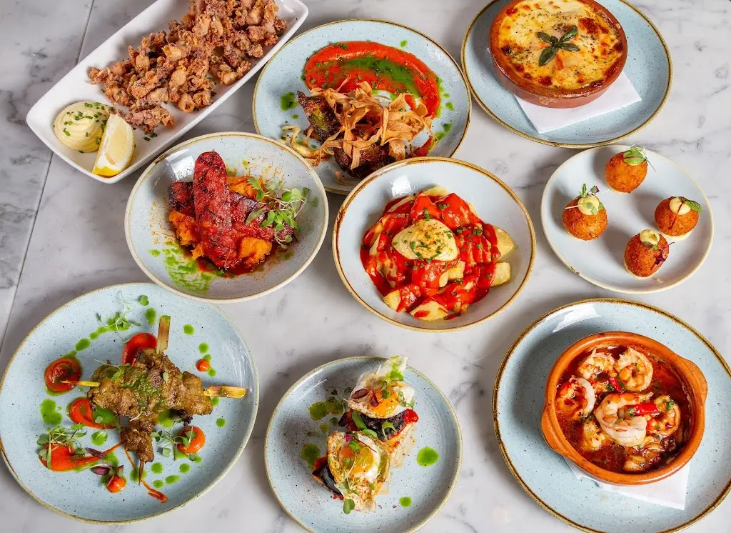 Don Luis_Esher_slider_image_2