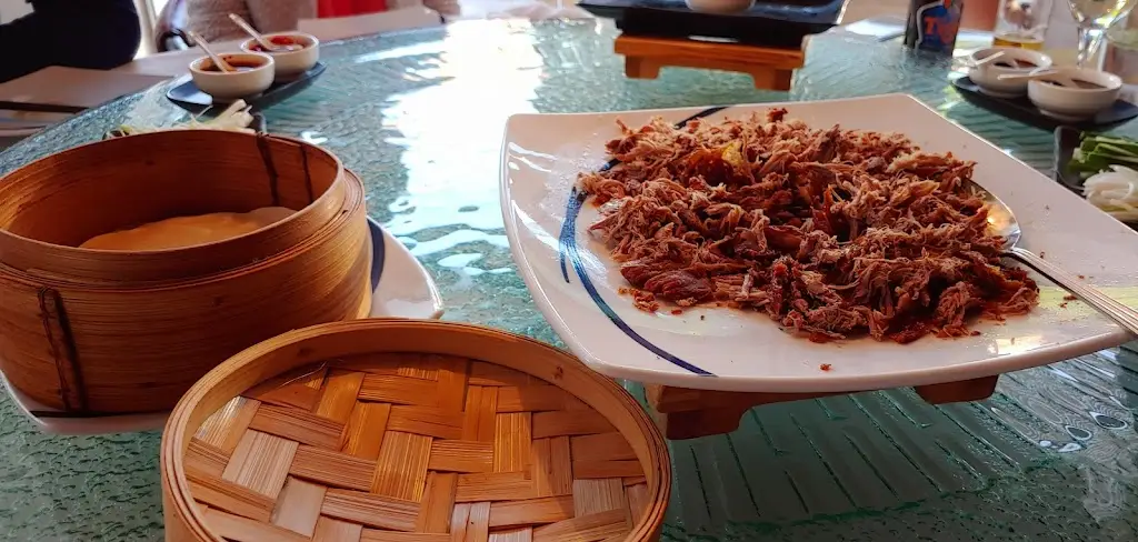 Menu_The Good Earth_Esher_image_5