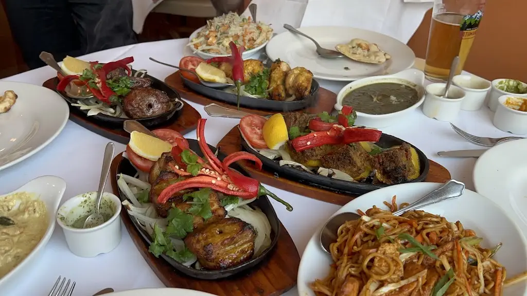 Sherpa Kitchen | Esher_Esher_slider_image_3