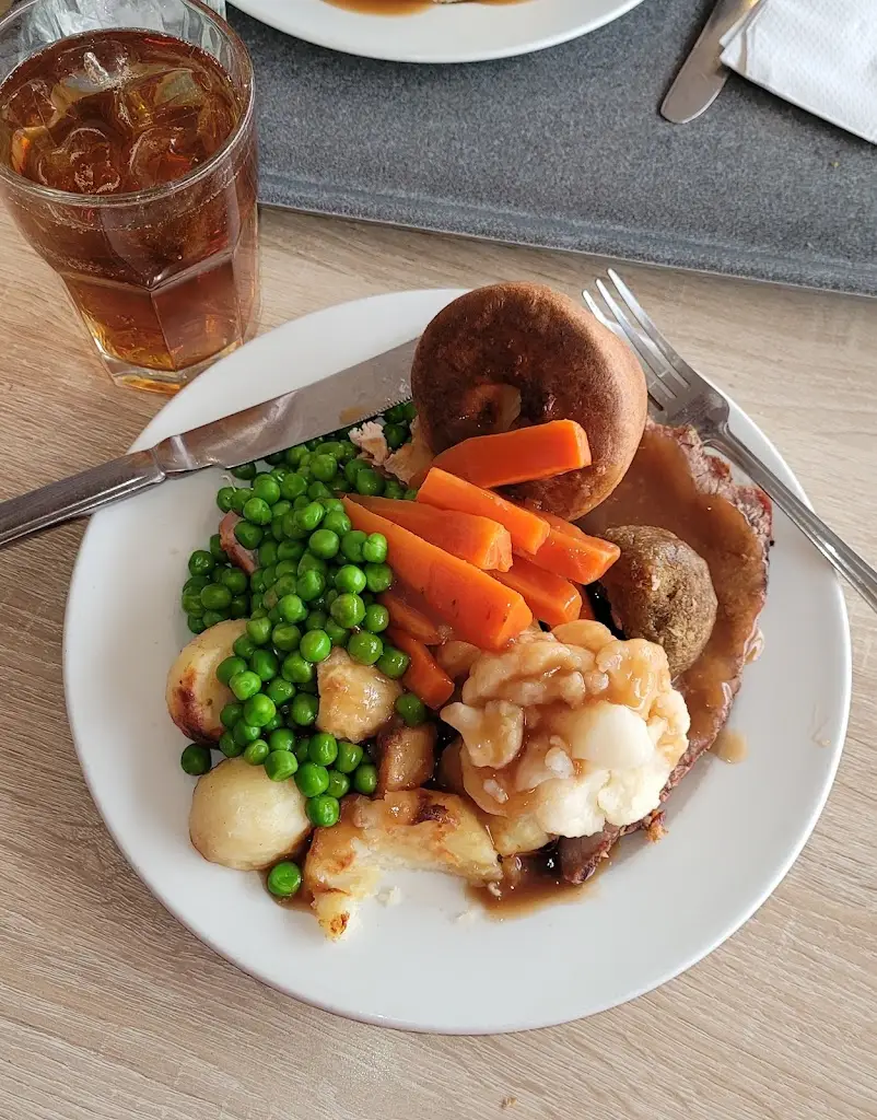 The Skylight Restaurant_Enfield Town_slider_image_2