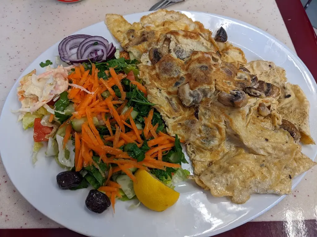 Charles Lin_Baker Street Cafe & Restaurant_Enfield Town_review