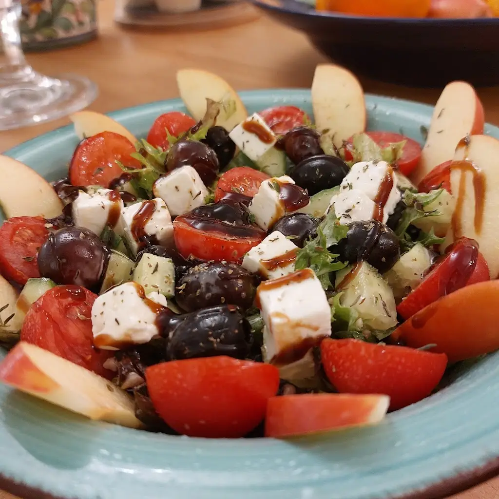 Azura Tapas & Cocktails_Axminster_slider_image_3