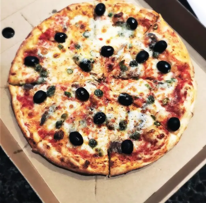 La Caverna Pizzeria Restaurant_Enfield Town_slider_image_2