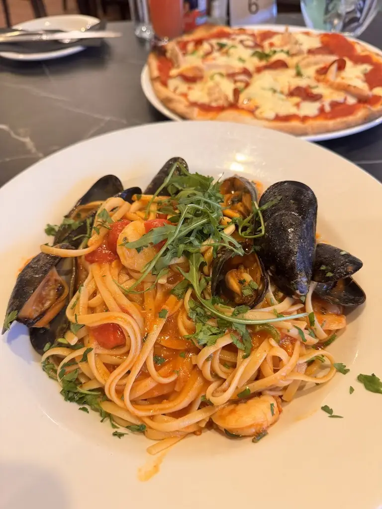 Nicolino's Italian Restaurant_Emsworth_slider_image_3