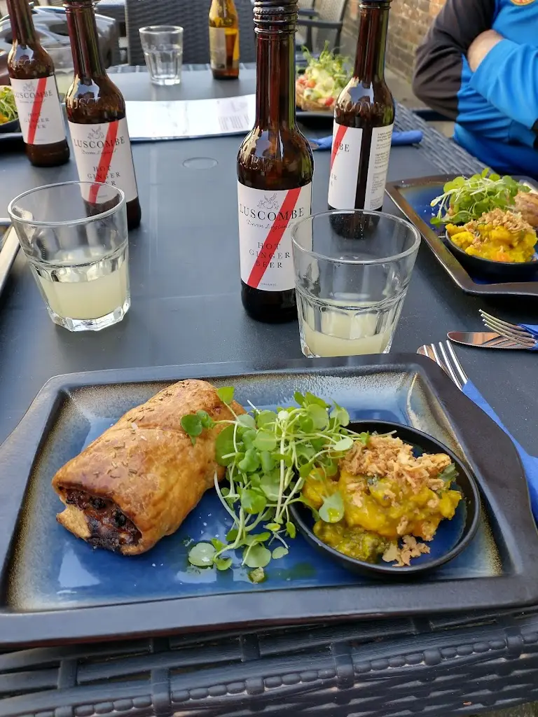 Menu_Cross Kitchen Emsworth_Emsworth_immagine_8