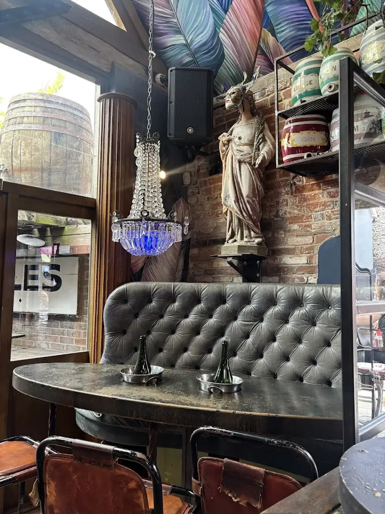 Lisa Jane Price_JJ's_Emsworth_review