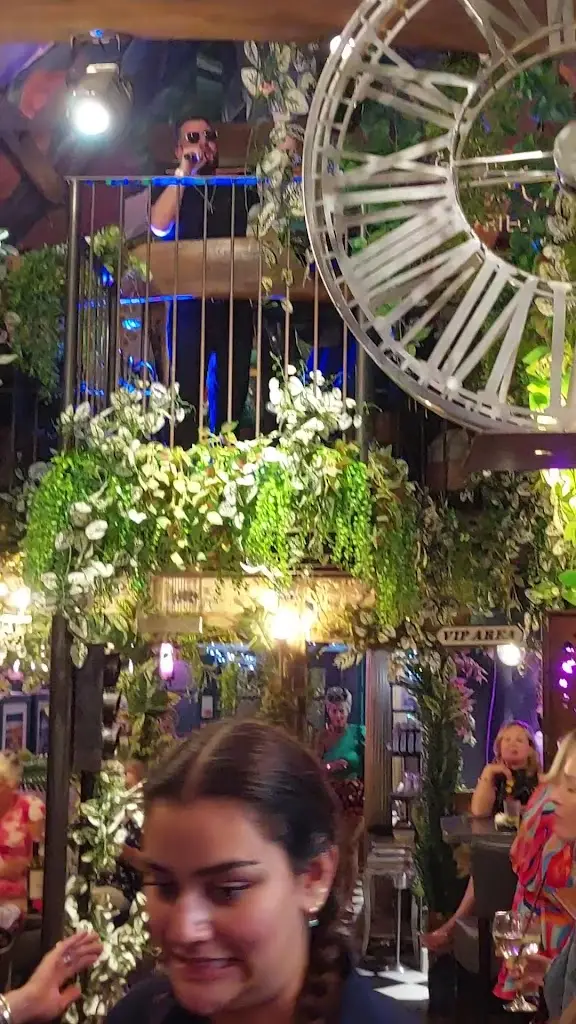 JJ's_Emsworth_slider_image_2