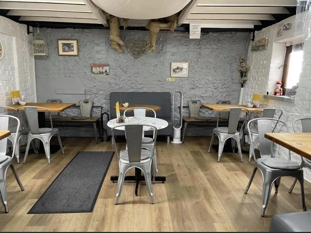 Flintstones Tea Room_Emsworth_slider_image_1