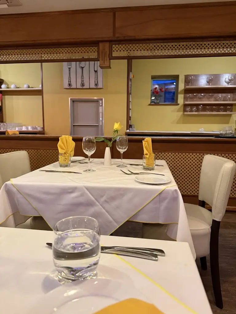 Alok Sonthalia_Darbar Restaurant_Emsworth_review