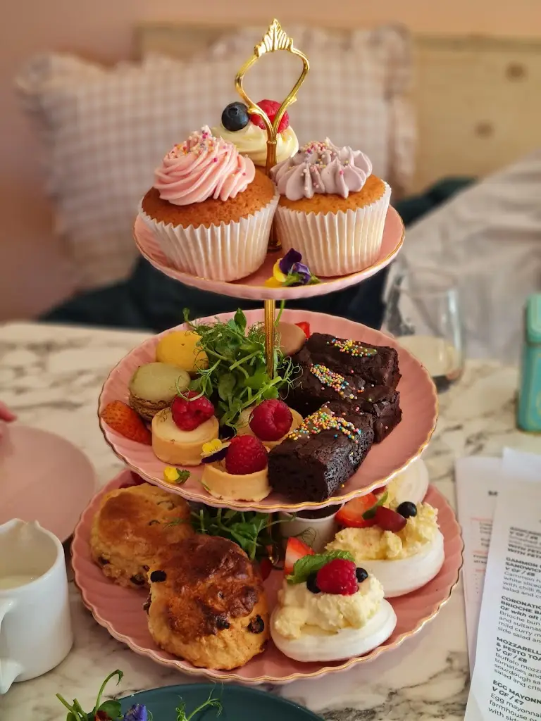 Menu_BLOOMS Restaurant & Tearoom_Emsworth_image_5