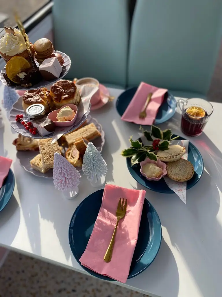 Menu_BLOOMS Restaurant & Tearoom_Emsworth_image_7