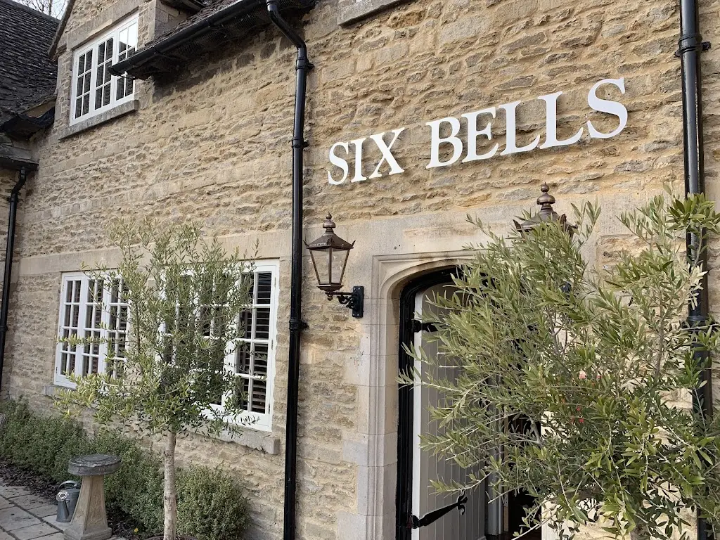 Six Bells_Essendine_slider_image_1