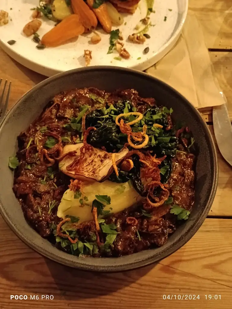 Menu_The Blonde Beet_Essendine_image_7