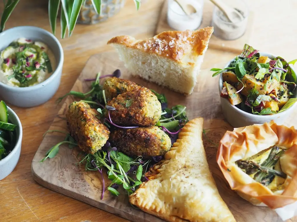 The Blonde Beet_Essendine_slider_image_2