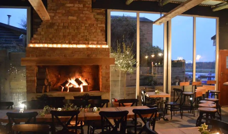 GOGOS Waterfront Restaurant restaurant in Eton Wick