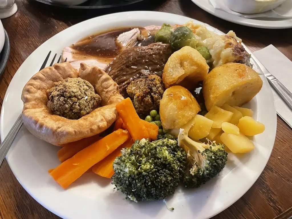 Sam T_Norton Grange_Evesham_review