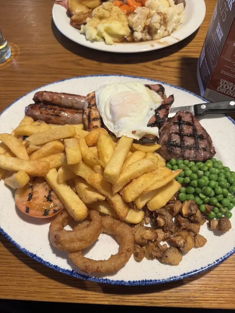 Andy B_Norton Grange_Evesham_review