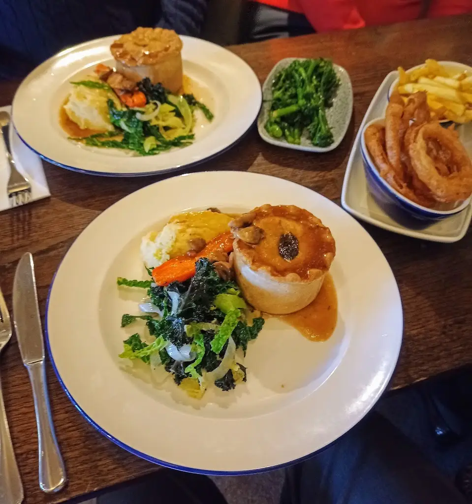 Menu_The Tally Ho_Eversley_image_7