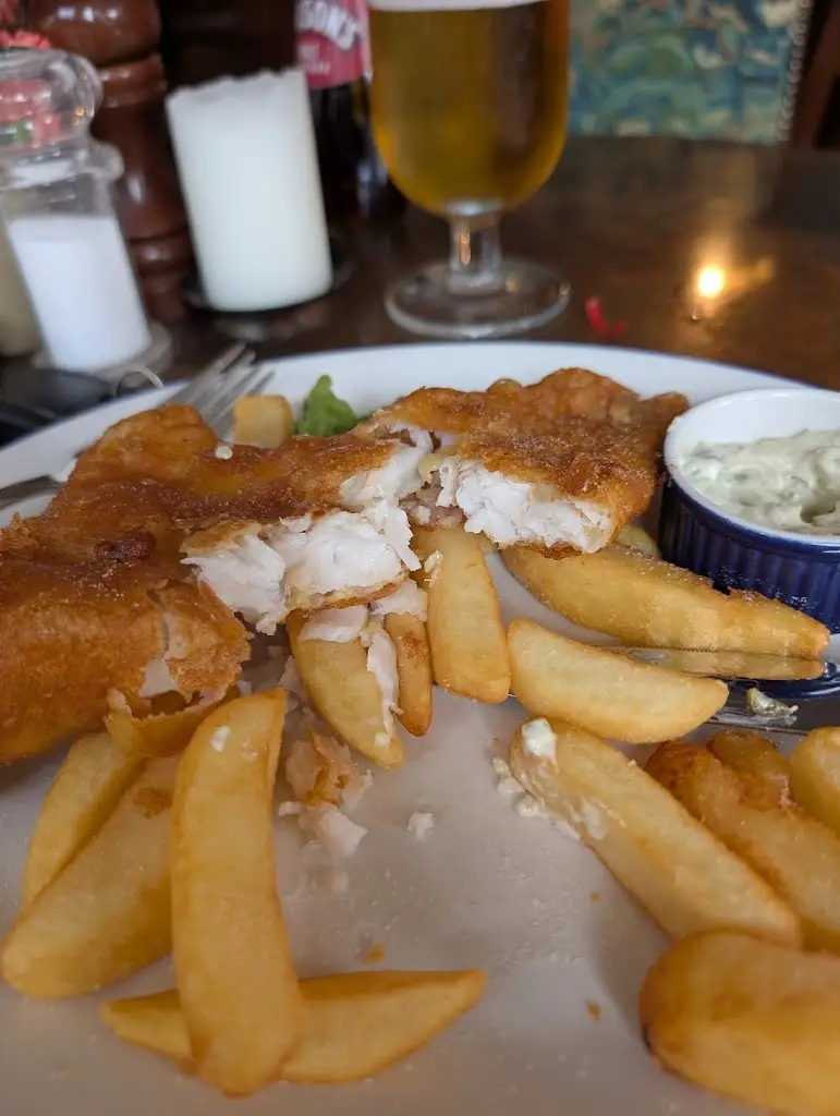 Andy Hooper_The Tally Ho_Eversley_review