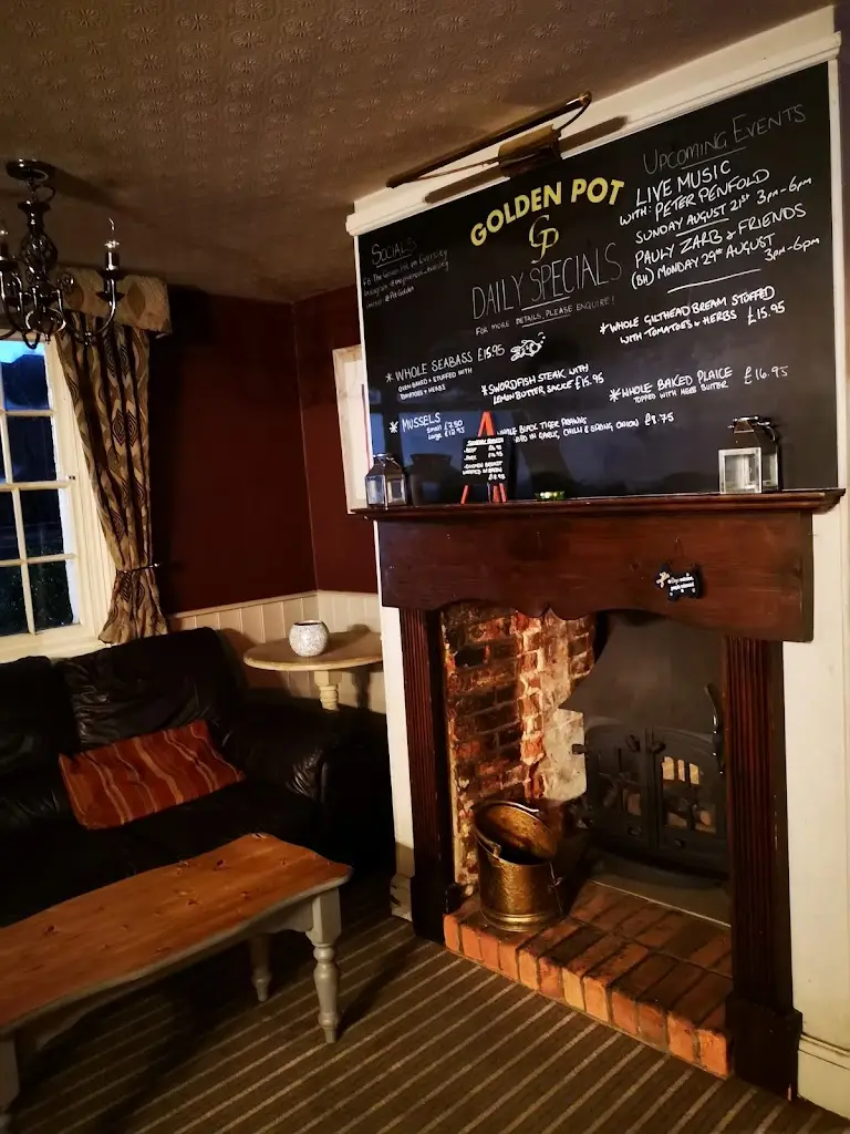 Menu_The Golden Pot_Eversley_image_2