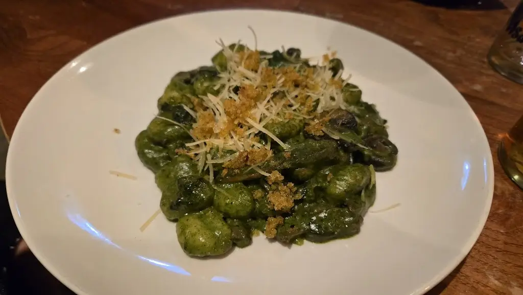 Perry Poehlmann_The Chequers_Eversley_Bewertung