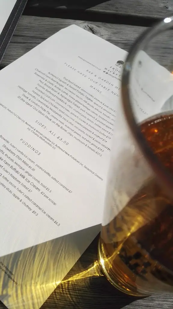 Menu_The Frog & Wicket, Eversley_Eversley_immagine_3