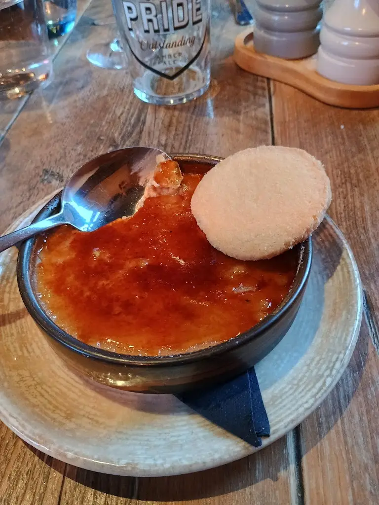 Geoff Currell_The Frog & Wicket, Eversley_Eversley_recensione