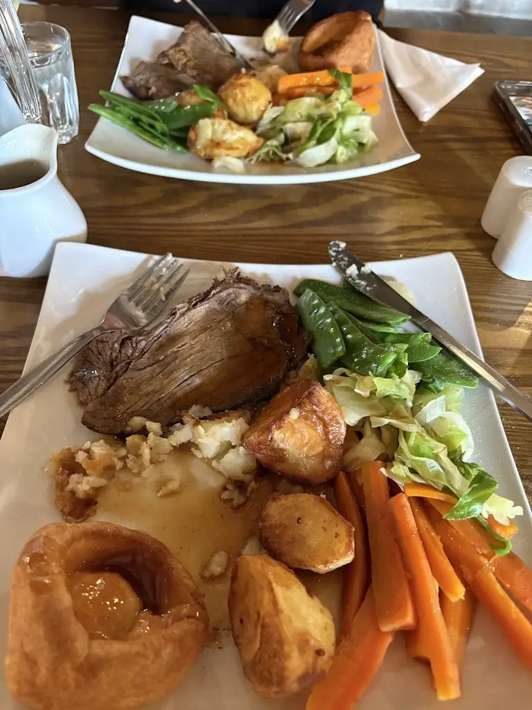 Stu_Pilgrim’s Hall_Aylesford_review