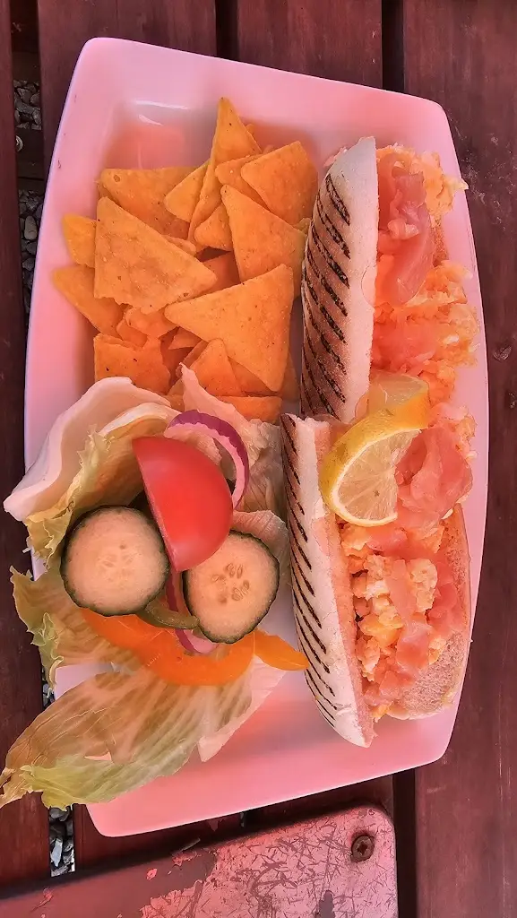 Matthew Pancutt_Lillie's Cafe and Restaurant_Emneth_recensione