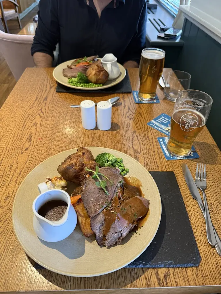 Jess Ibrom_The Elm Tree Inn_Emneth_review