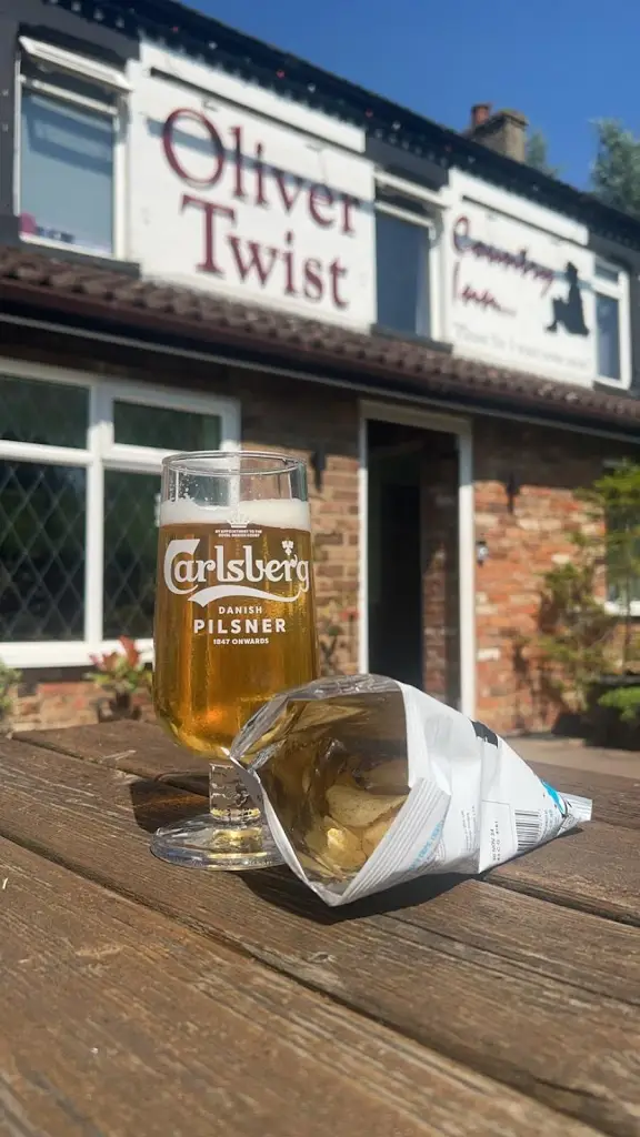 The Oliver Twist Country Inn and Restaurant restaurant in Emneth