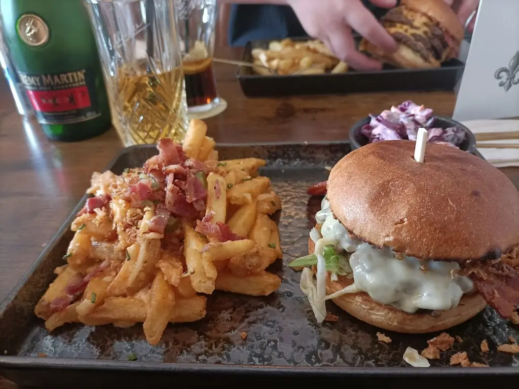 Martin_Charlie's_Emneth_review